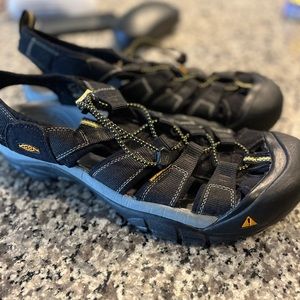 Mens Keen Hiking Sandal